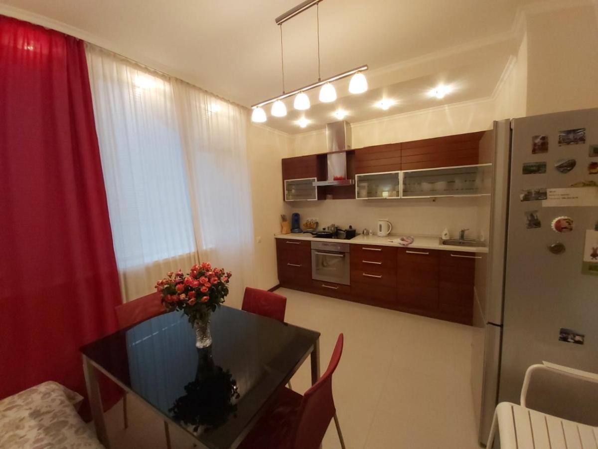 Lux Apartment, Liko Grad Kyjev Exteriér fotografie